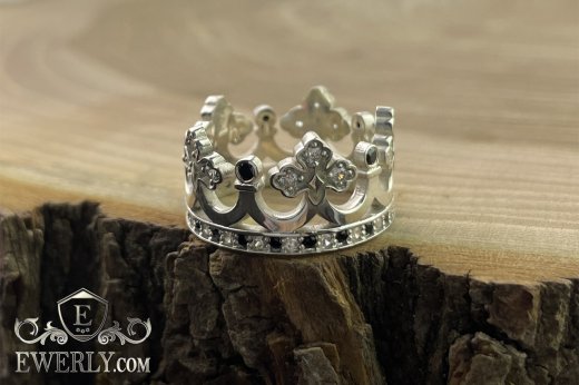 Купить кольца по доступным ценам в Омске в интернет-магазине Ювелирторг