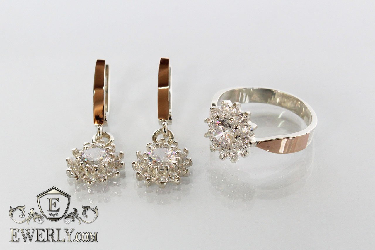 Женский комплект: серьги и кольцо с белыми камнями (7.63 г) купить по цене7353 руб с доставкой в Омск.